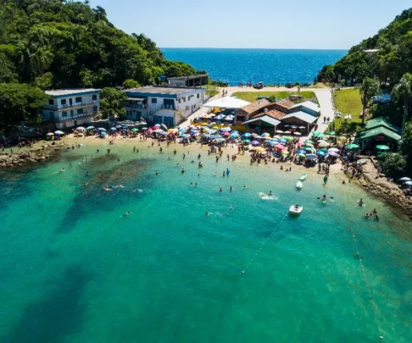 praia-da-sepultura-bombinhas-sc-01